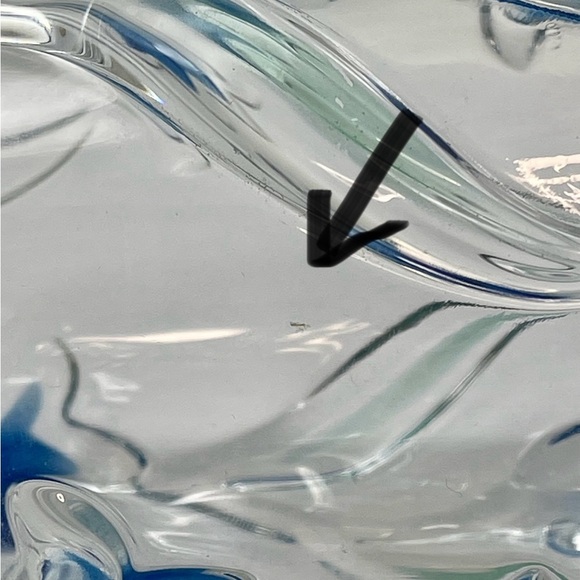 Mikasa Bluebells Vase Embossed Glass Blue Tulips Green Leaves Relief 8" Tall - Picture 7 of 7